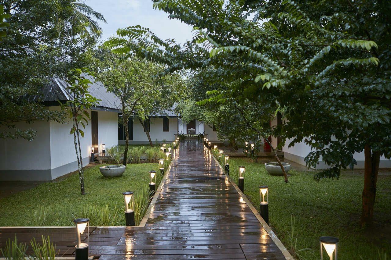 Citrus Waskaduwa Hotel Бентота Екстериор снимка