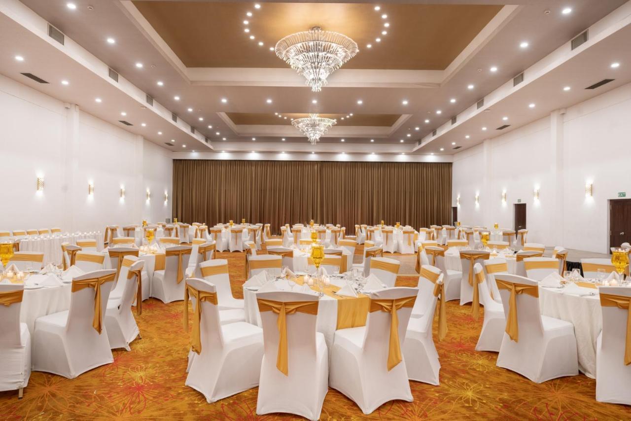 Citrus Waskaduwa Hotel Бентота Екстериор снимка