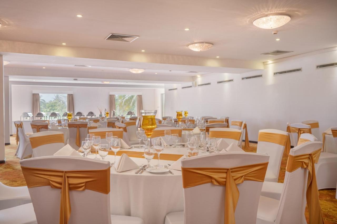 Citrus Waskaduwa Hotel Бентота Екстериор снимка
